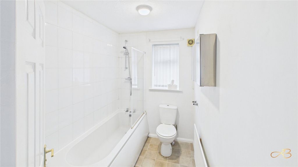 Property photo 3 of 5 Picture No. 02