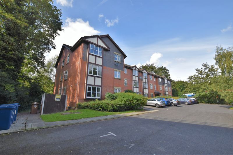 Property photo 1 of 9 Front Of Building