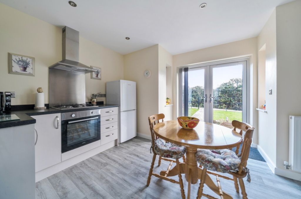 Property photo 2 of 24 1435293-7-69c4B81004Ca5