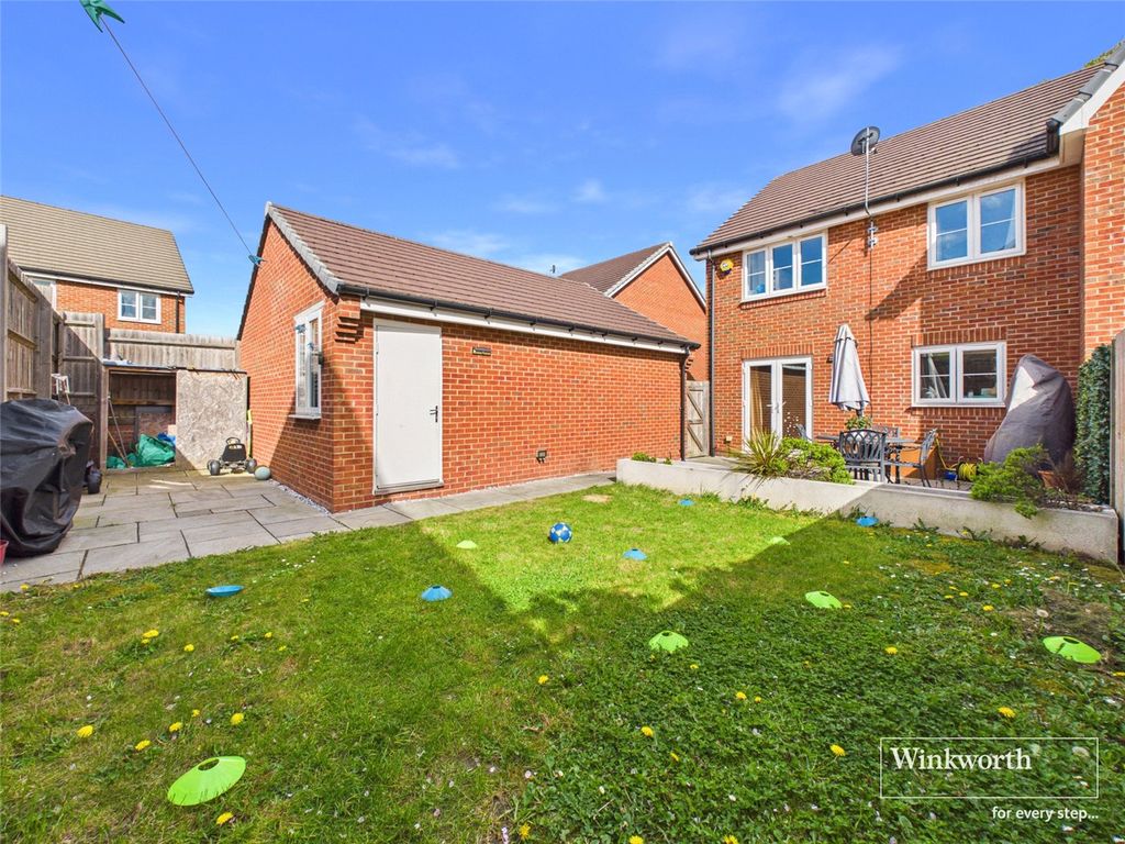 Property photo 2 of 20 Picture No. 21