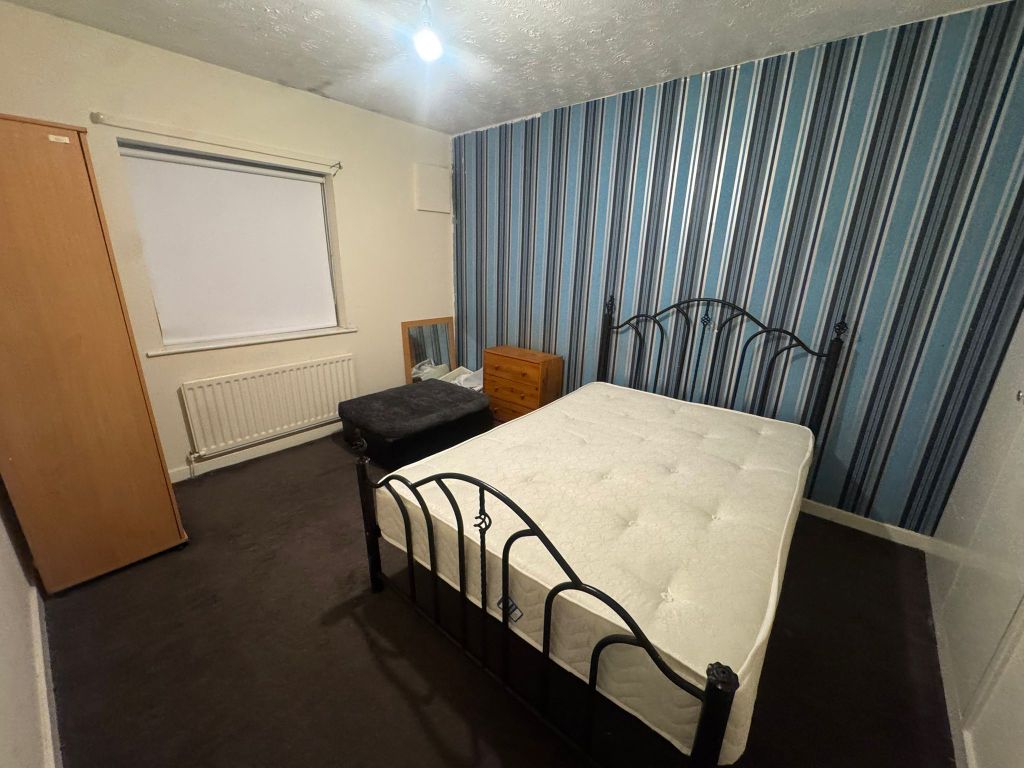 Property photo 1 of 4