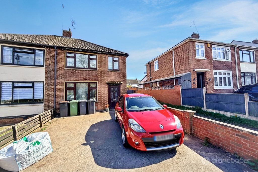 Property photo 1 of 29 4561331