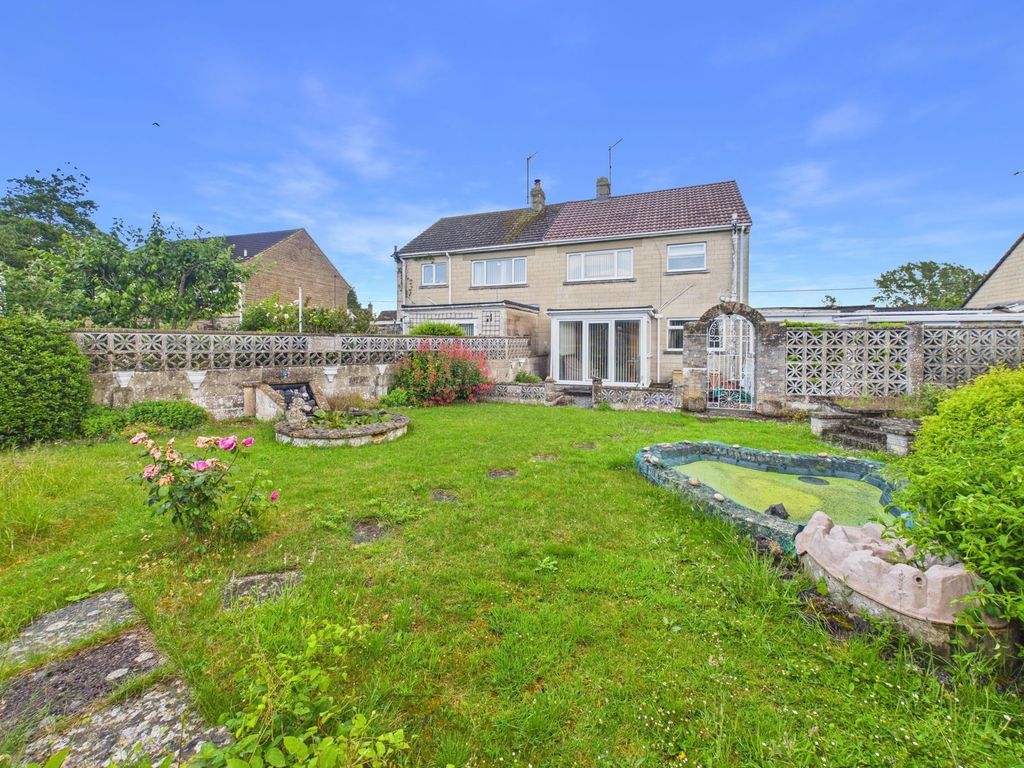 Property photo 2 of 14