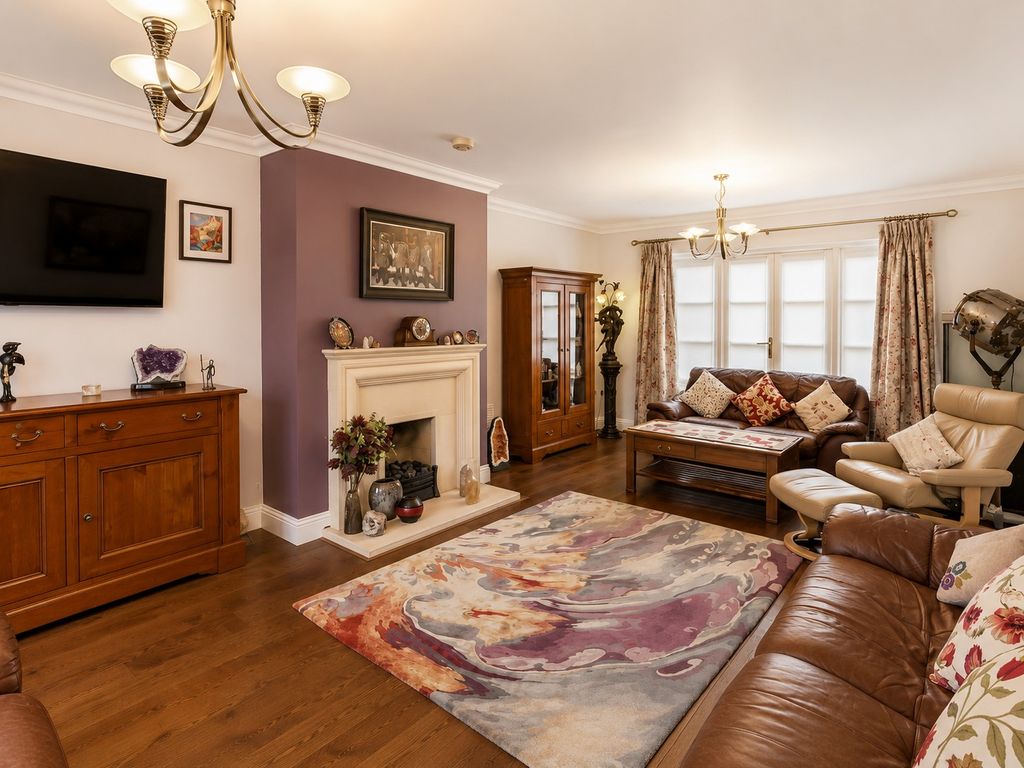 Property photo 2 of 29