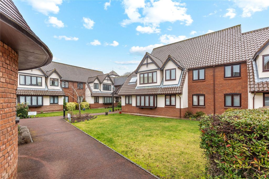 Property photo 1 of 12 Exterior