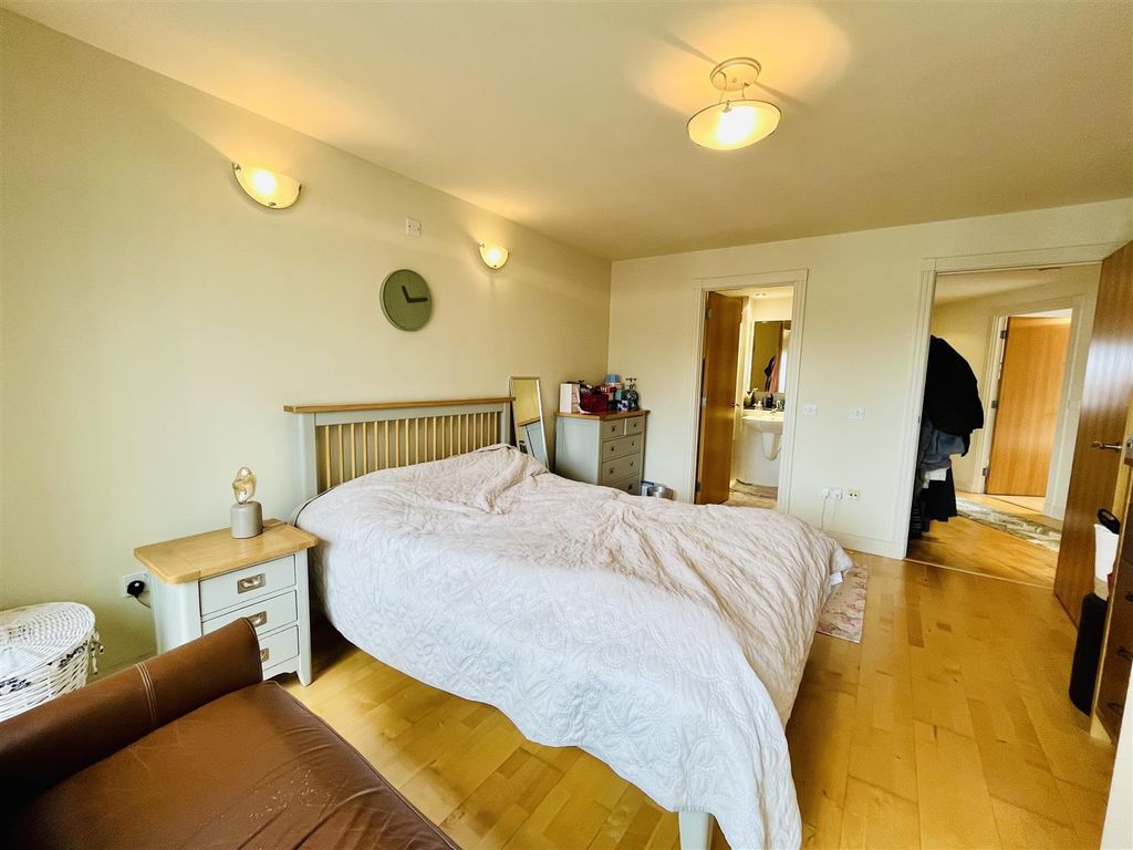 Property photo 3 of 8 Img_E9909.Jpg