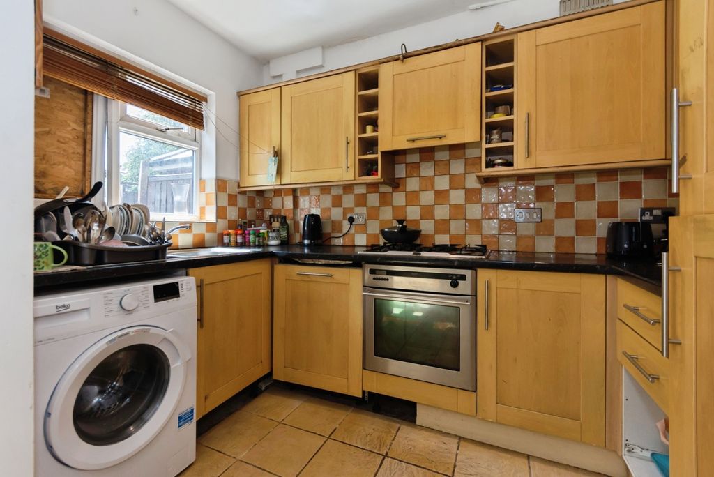 Property photo 3 of 13 Pbox-Img.Jpg