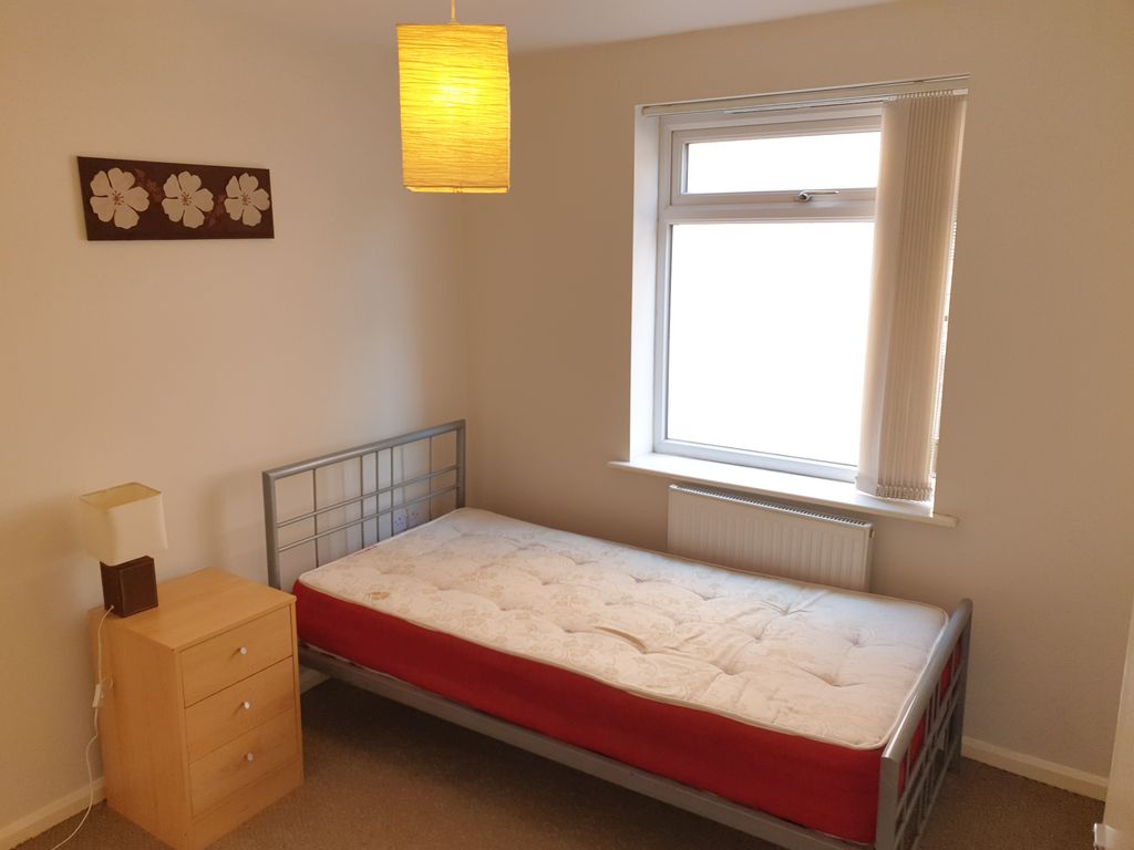 Property photo 3 of 5