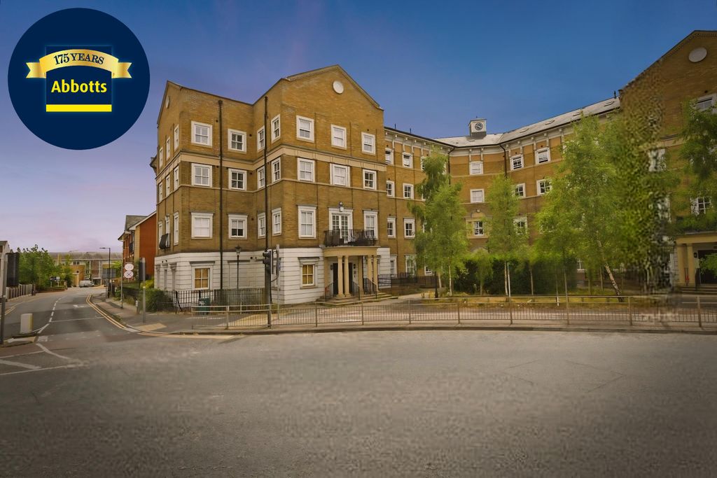 Property photo 1 of 6