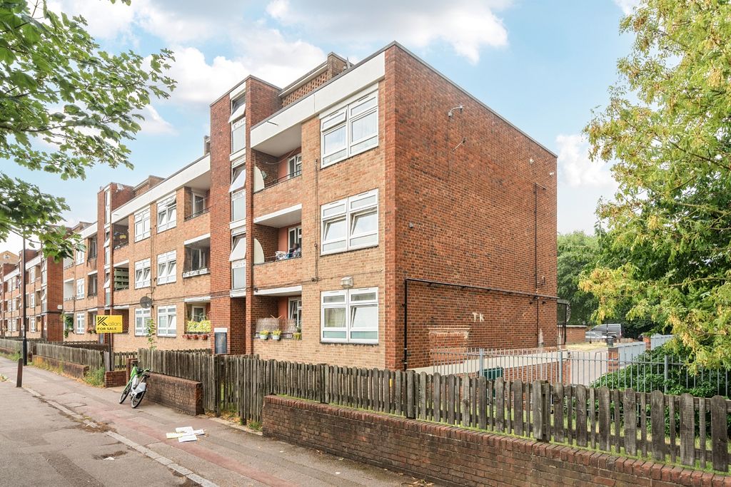 Property photo 1 of 11 4392312