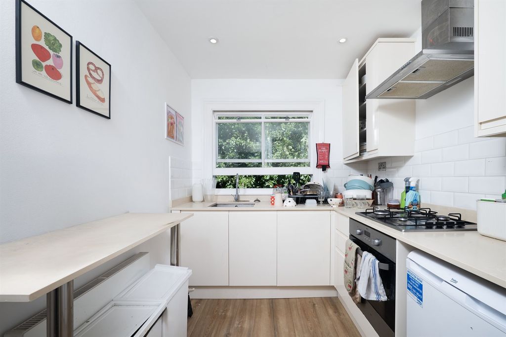 Property photo 3 of 13 Kitchen (Full View)