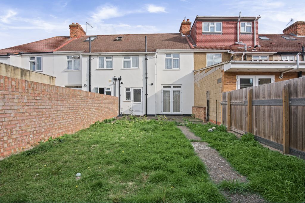 Property photo 3 of 14