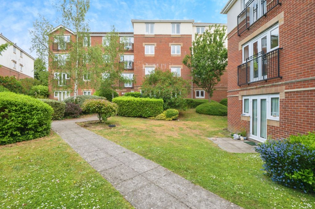 Property photo 1 of 9