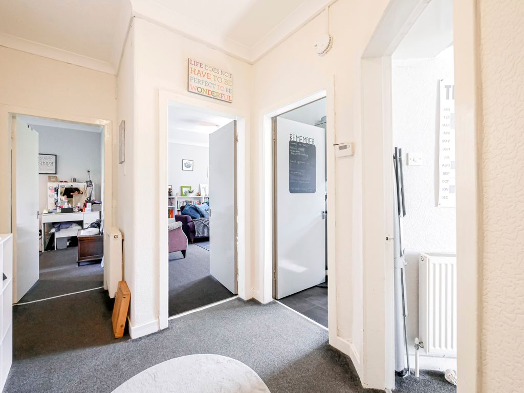 Property photo 3 of 13 Hall