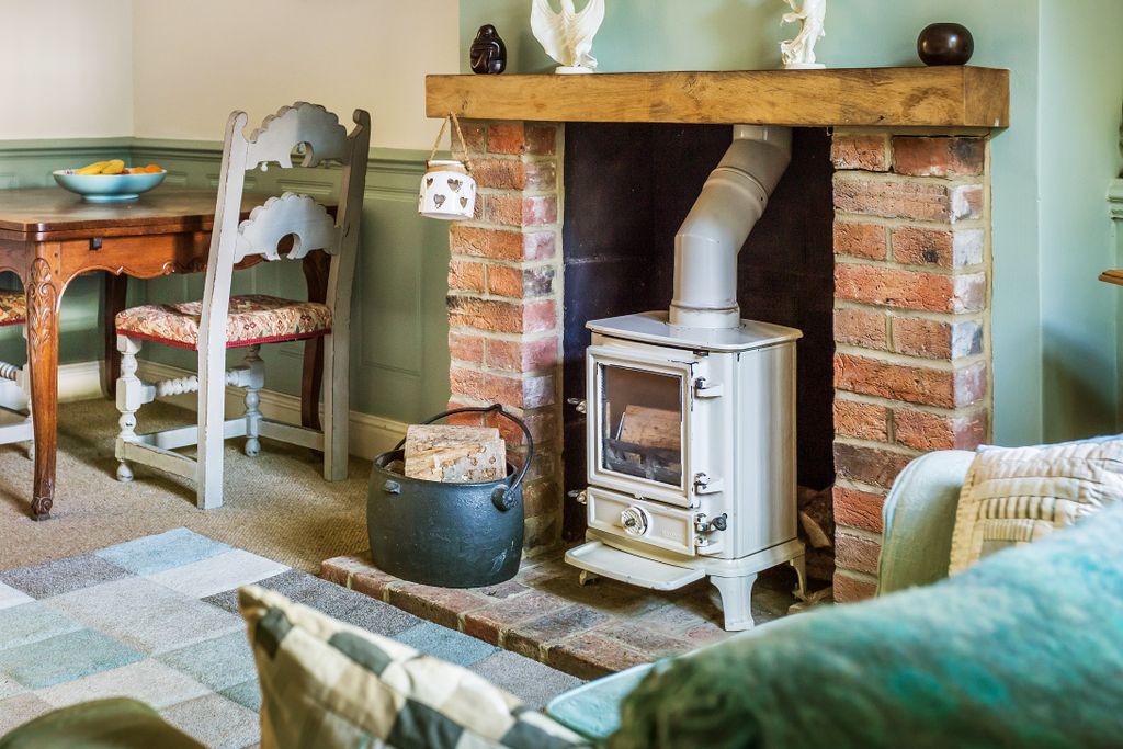 Property photo 2 of 13 Image (2).Jpg