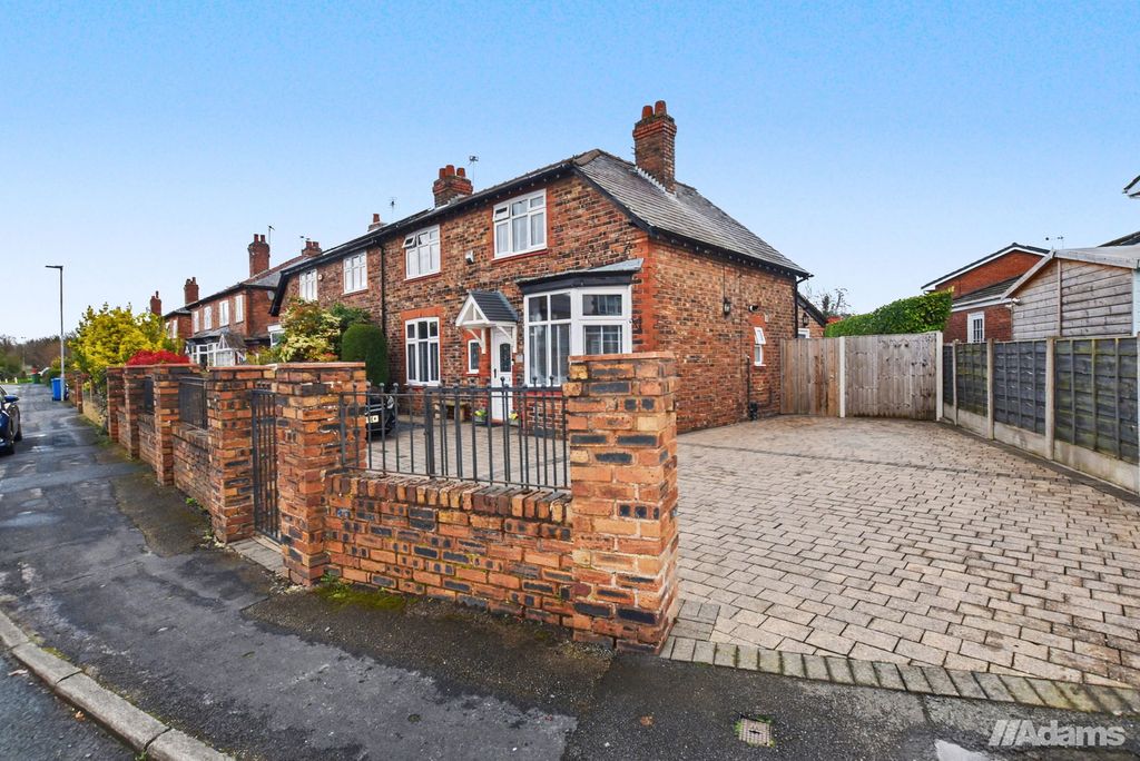Property photo 1 of 43