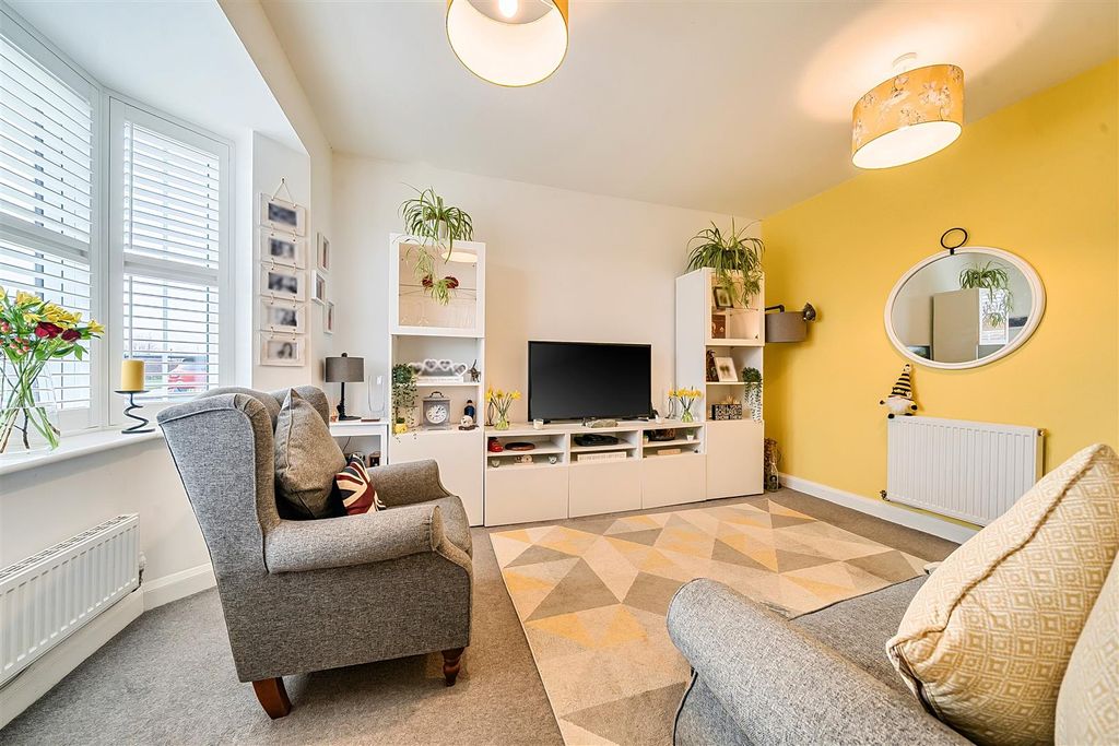 Property photo 3 of 20