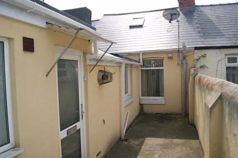 Property photo 3 of 14 Photo 3