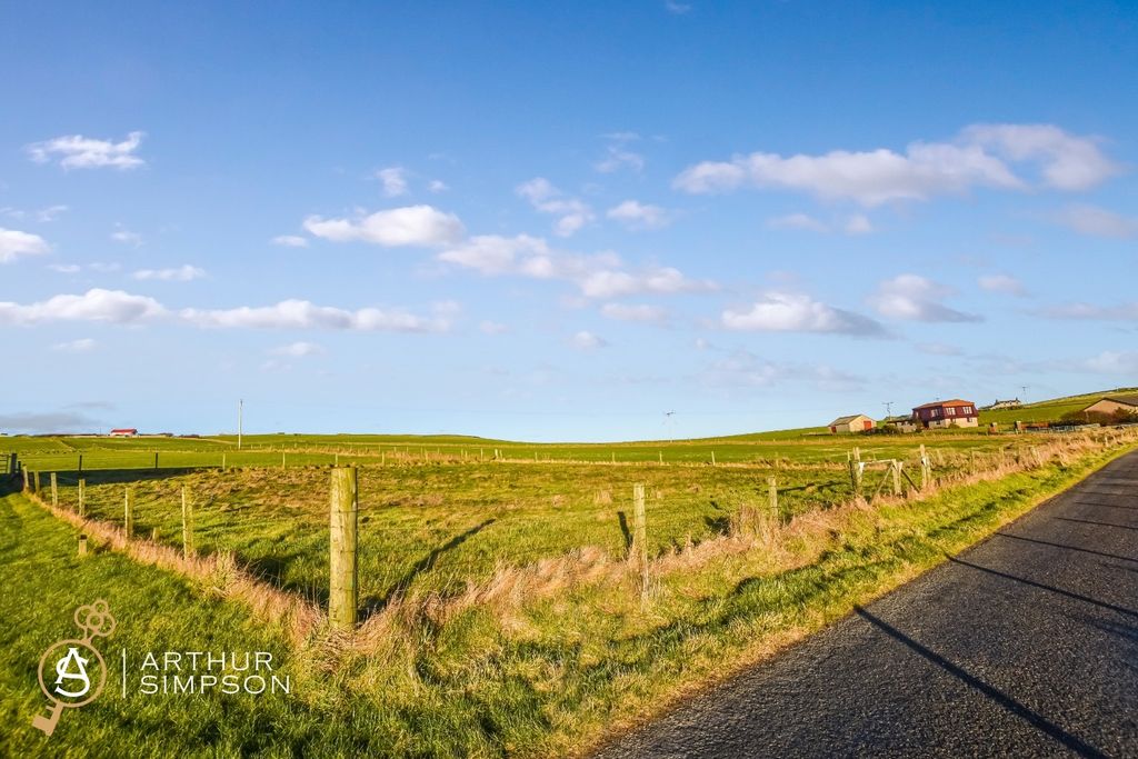 Property photo 3 of 5 5229843