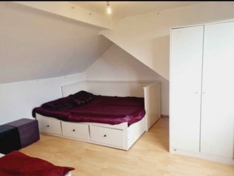 Property photo 1 of 2