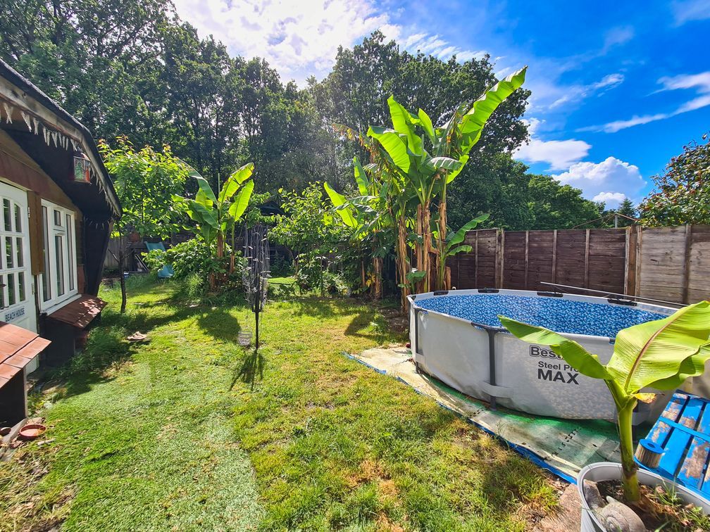 Property photo 2 of 31