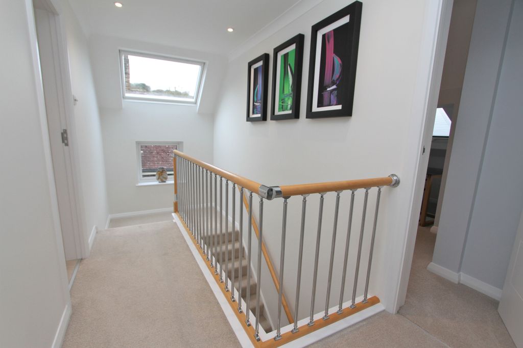 Additional image 19 of 4 bed detached house for saleLincoln Close, Eastbourne BN20
