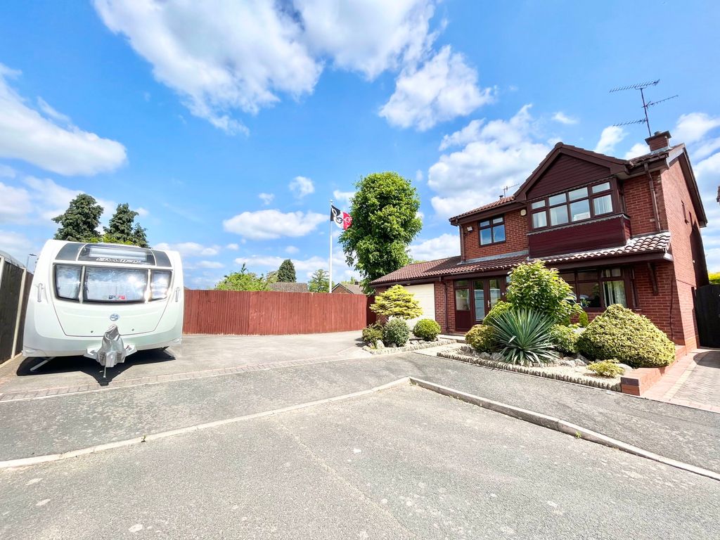 Property photo 1 of 39
