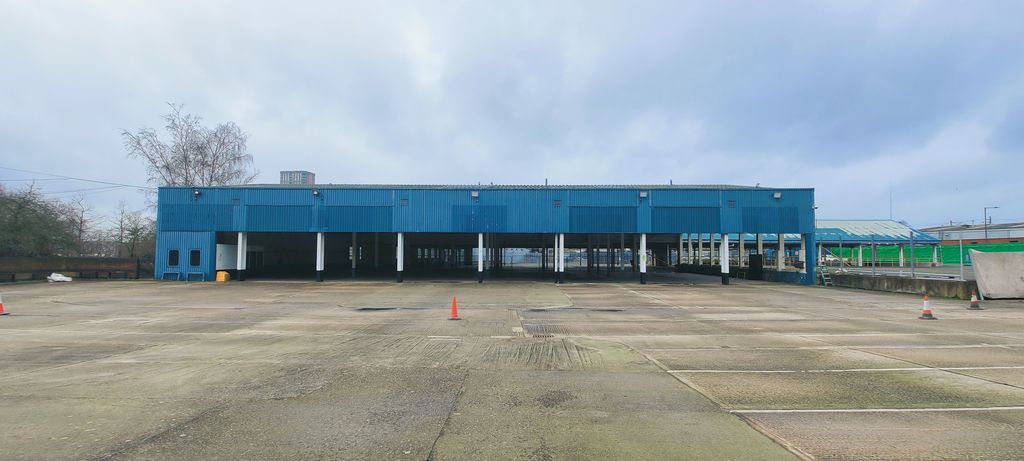 Property photo 2 of 3