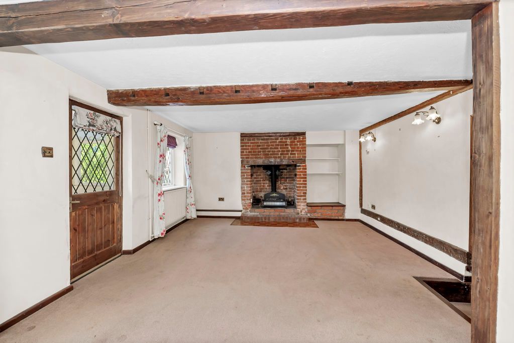 Property photo 3 of 22 Sitting/Dining Room