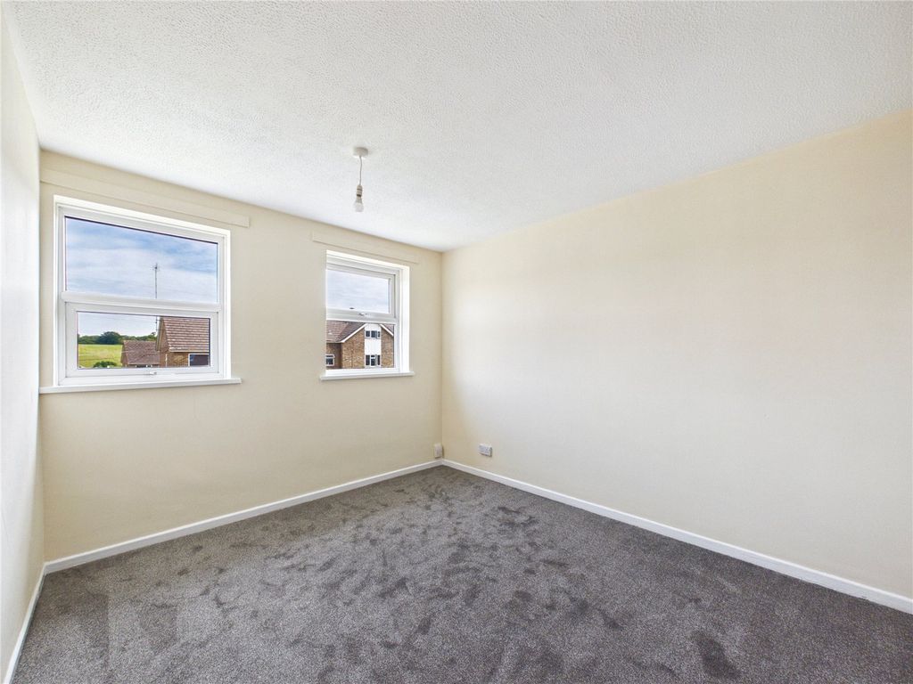 Property photo 3 of 14 Picture No. 02