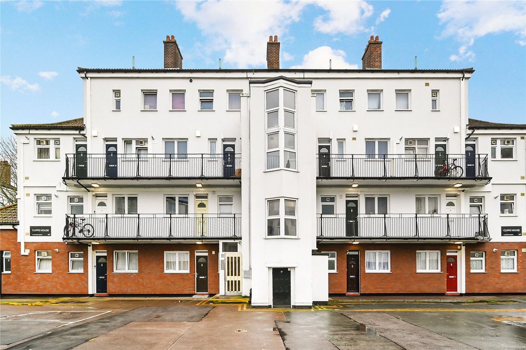 Property photo 1 of 14 Picture No. 15