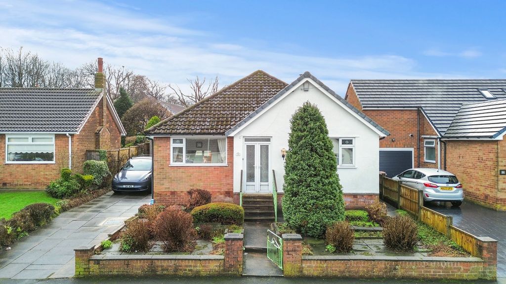 Property photo 1 of 26