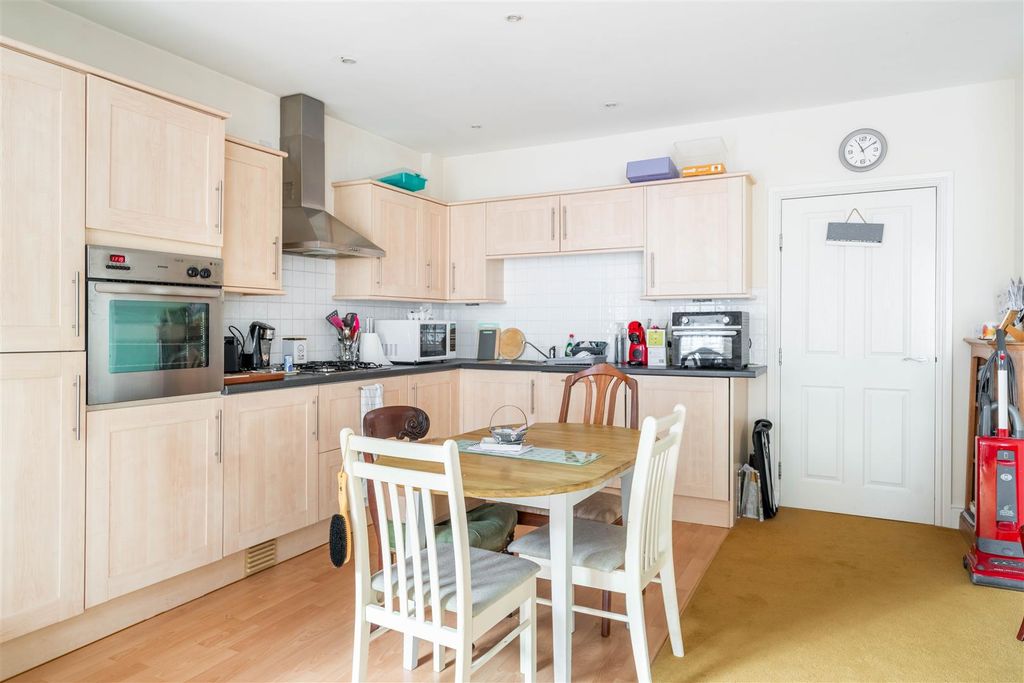 Property photo 2 of 12 Open Plan-2.Jpg