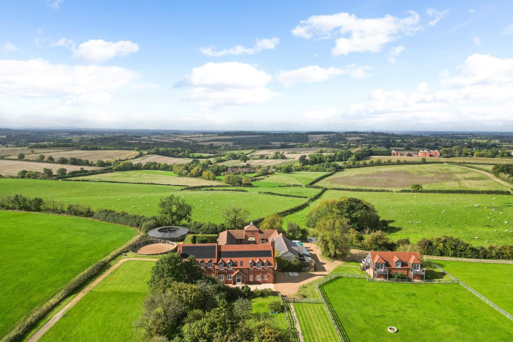 Property photo 1 of 26