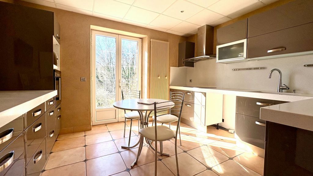 Property photo 3 of 22 Photo 3