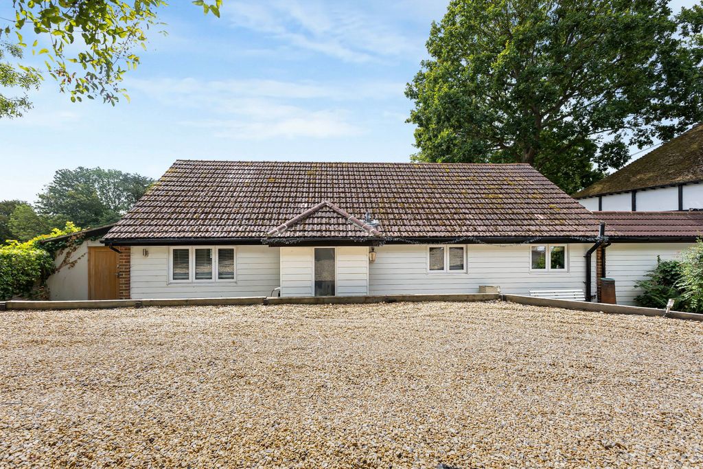 Property photo 1 of 53