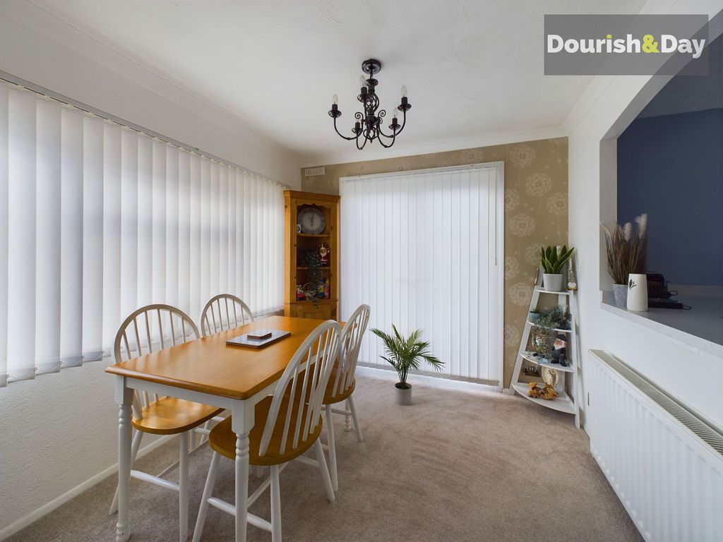 Property photo 3 of 15 Dining Room