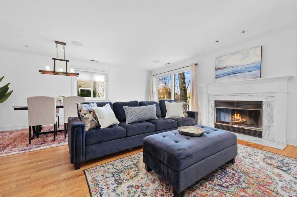 Property photo 1 of 21