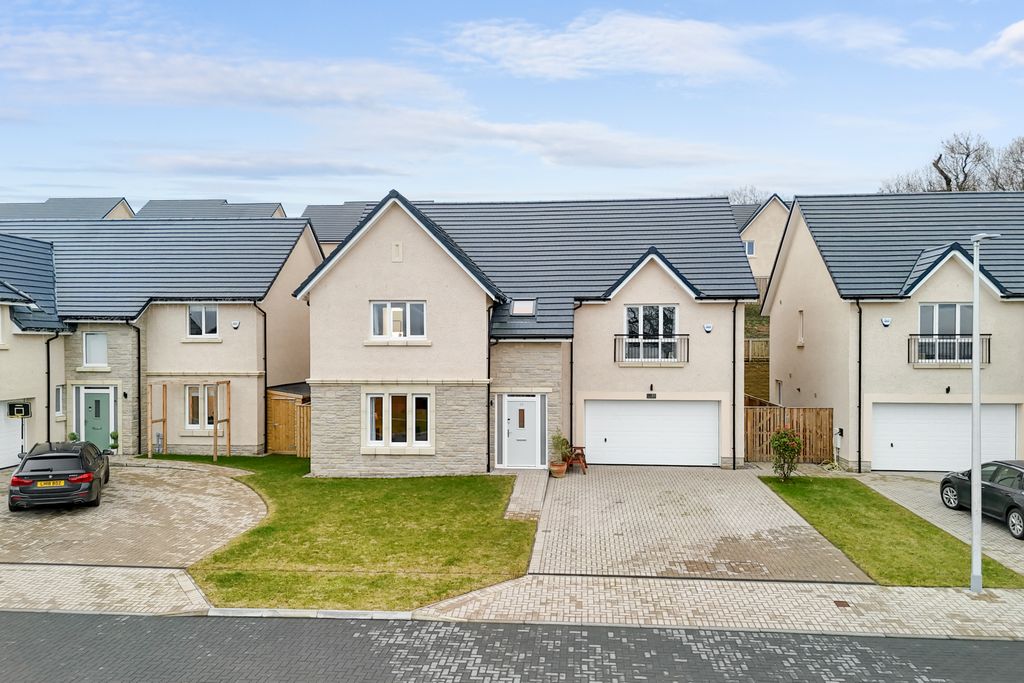 Property photo 1 of 30 Primary Property Image