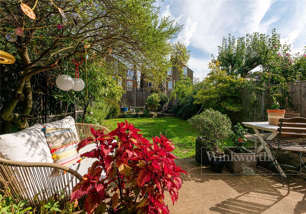 Property photo 2 of 12 Picture No. 06
