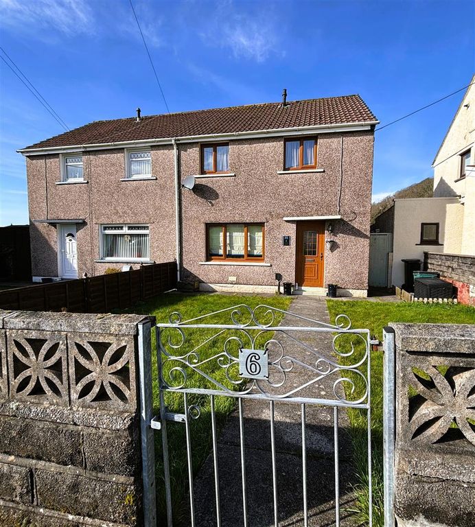 Property photo 1 of 18