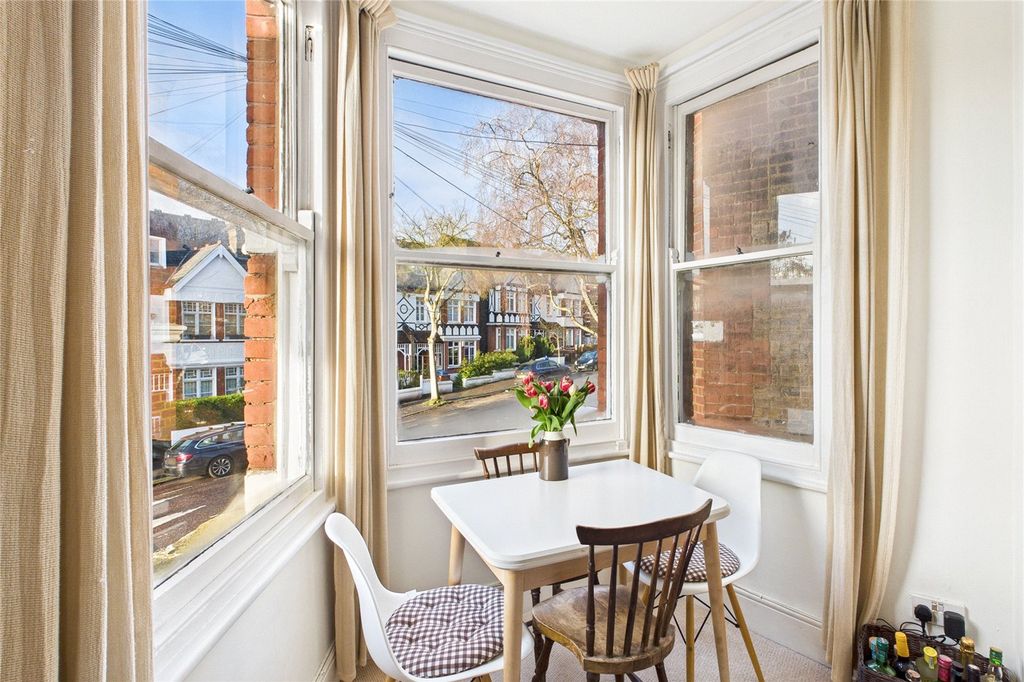 Property photo 2 of 9 Picture No. 19