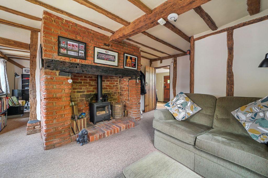 Property photo 2 of 16