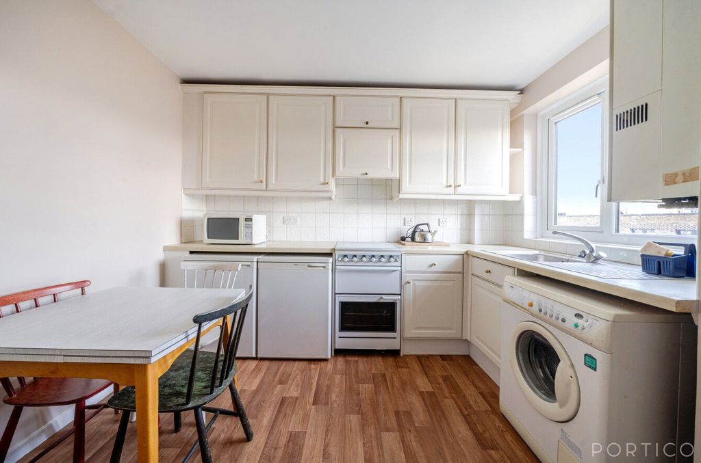 Property photo 2 of 14 Picture No. 09