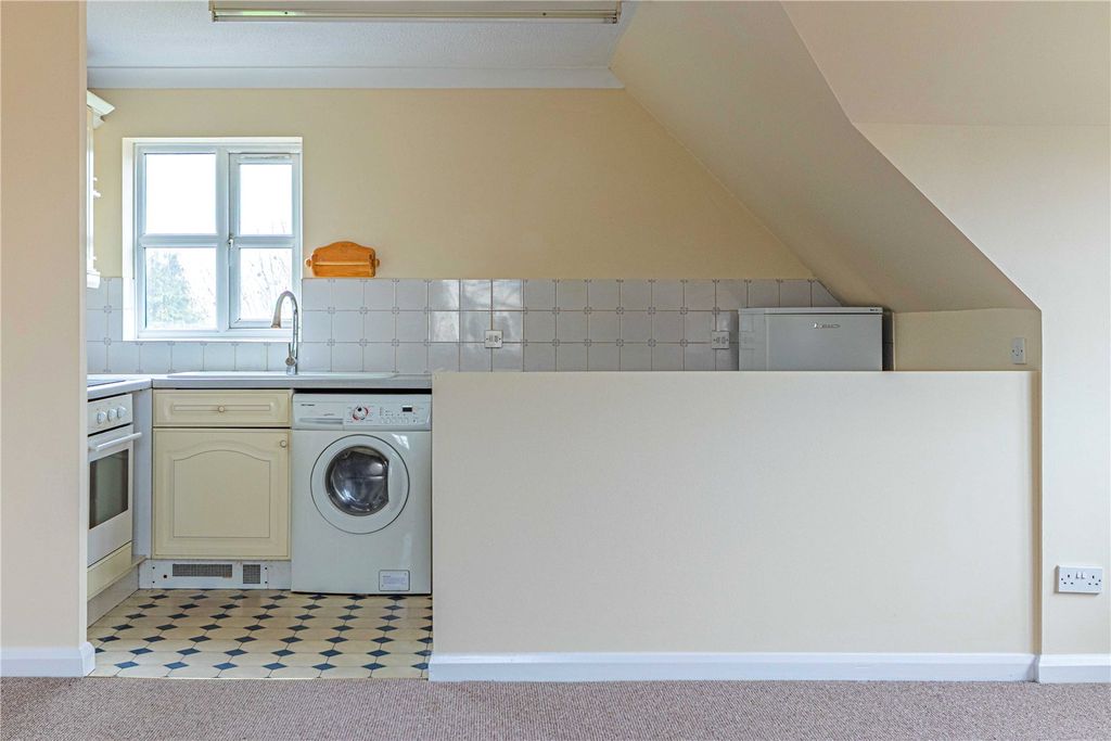 Property photo 2 of 14 Picture 2