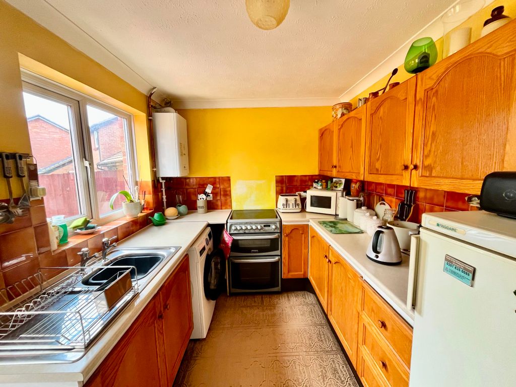 Property photo 2 of 13