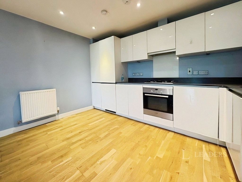 Property photo 3 of 12 Picture No. 06