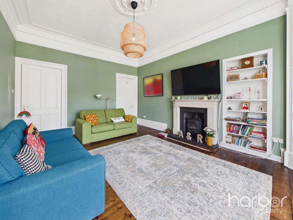 Property photo 3 of 22 5179984