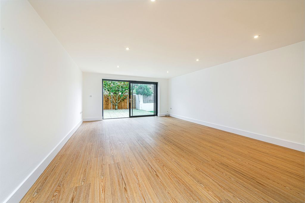 Property photo 3 of 12 Living Room