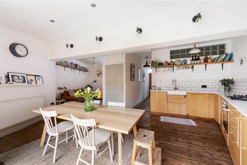 Property photo 3 of 28 Img_2924.Jpg